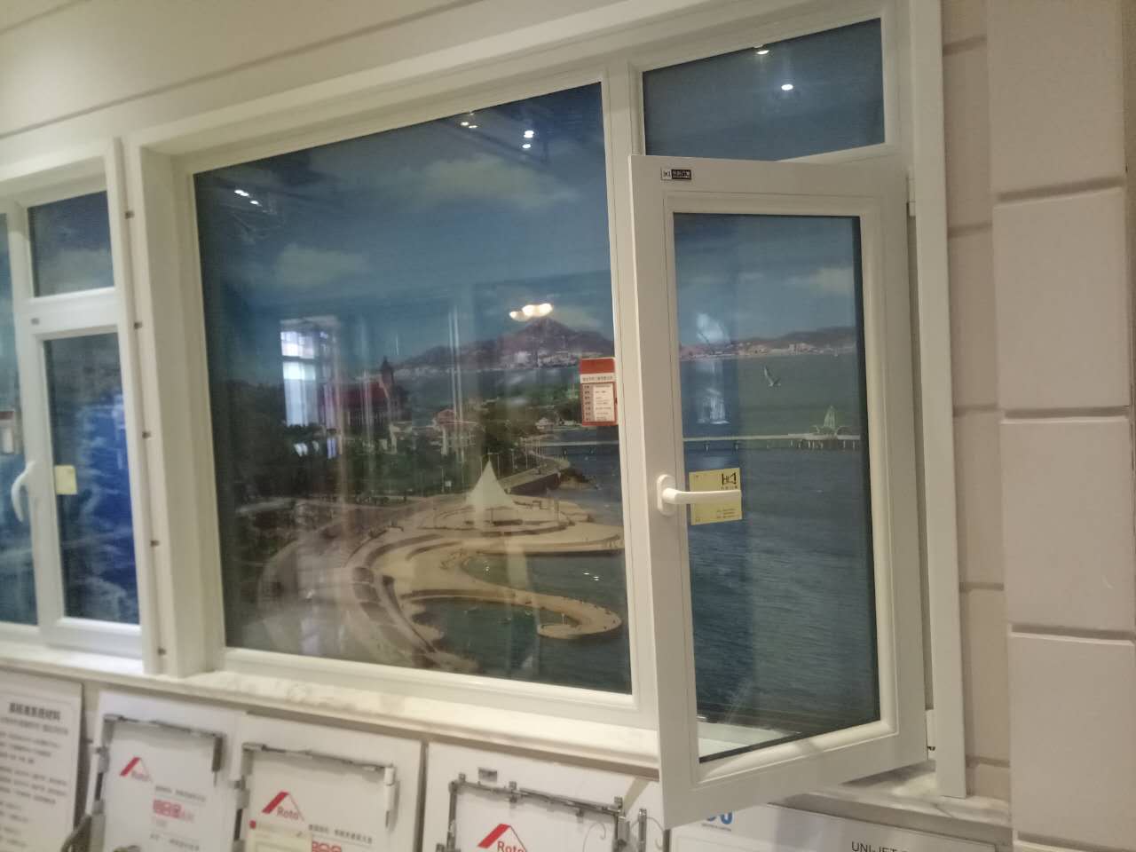 花样铝三玻体系隔音窗60系列